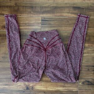 Buffbunny Legacy Leggings- Vineyard Red Bossy Print